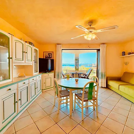 Holiday home Vistamare